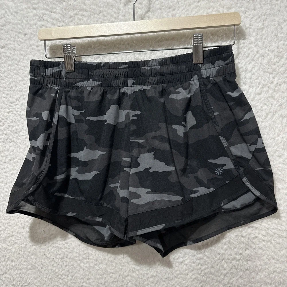 Athleta Women's Mesh Printed Camo Racer Run Shorts Size S Black Run Sport Soccer